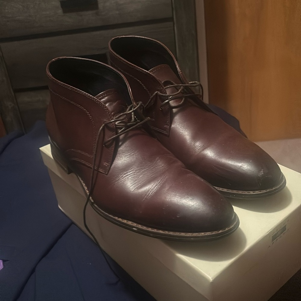 Brown & black dress shoes boot size 13 no longer wear
